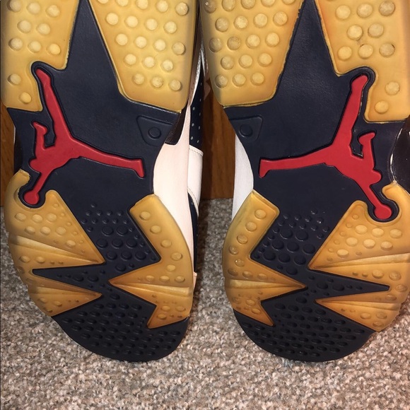 Retro 6 Olympic size 10.5 - Picture 6 of 7